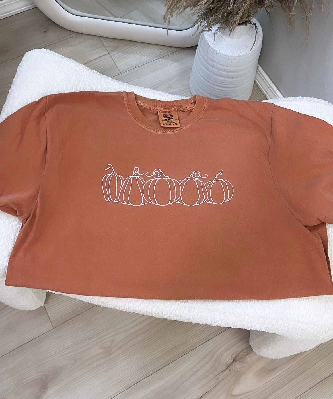 Dainty Pumpkin Graphic Tee