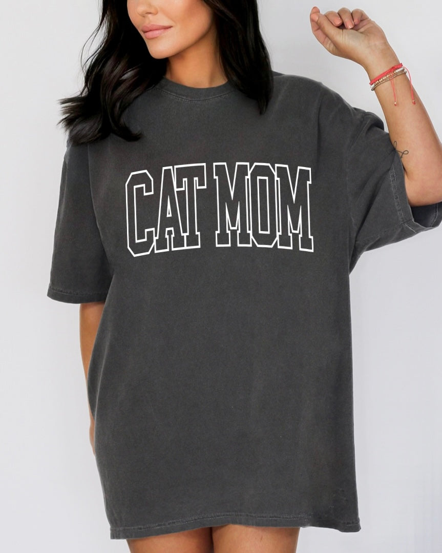 Vintage Cat Mom Tee